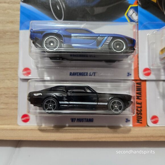 HOT WHEELS Mainline 6 Piece Muscle Mania Series - Picture 2 of 4